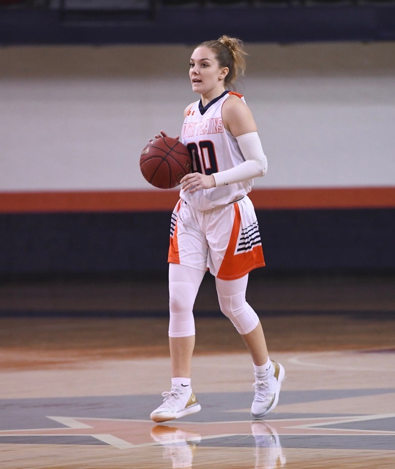 Lady Texans drum Midland 64-41 to advance to Region V title game