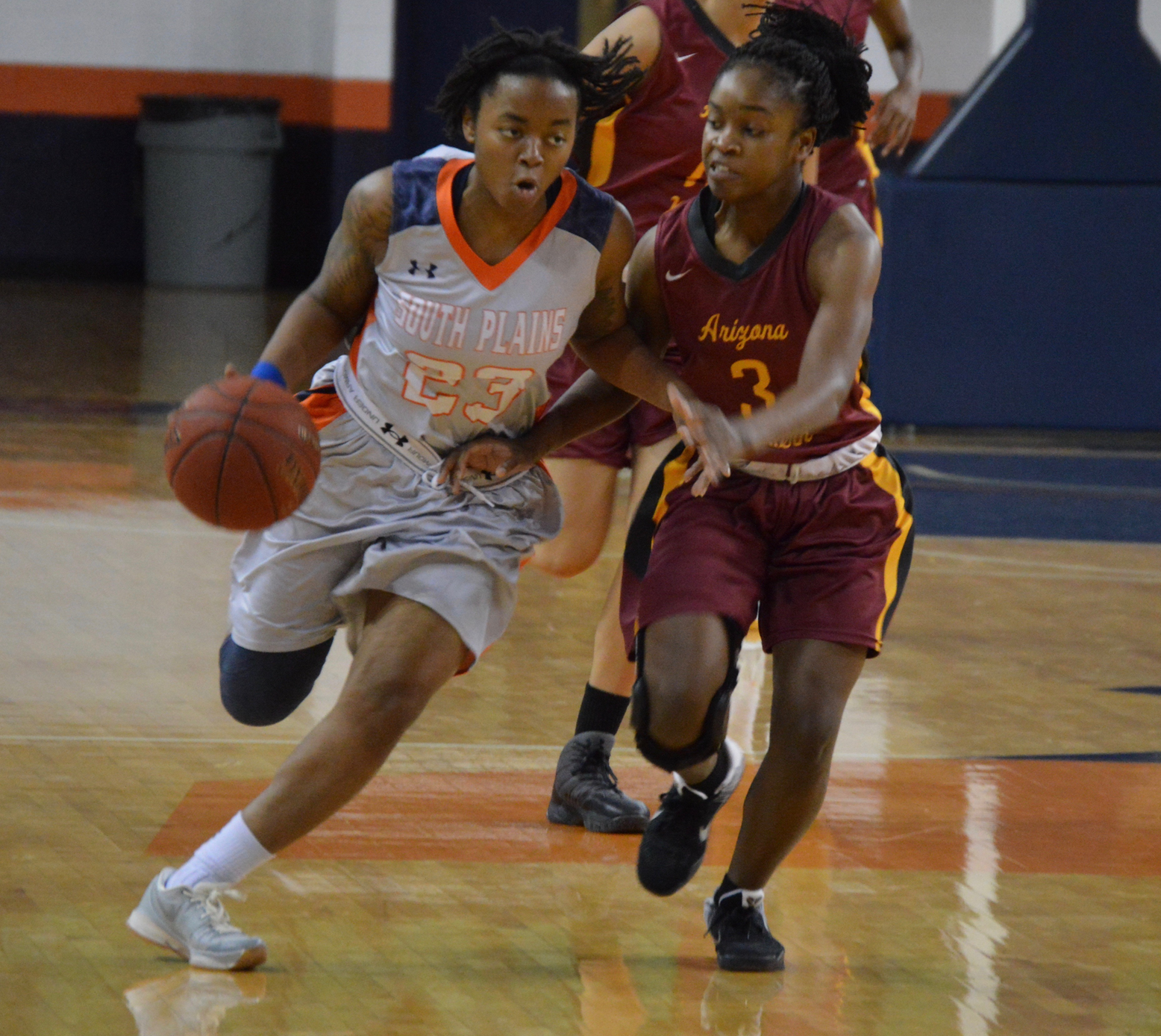 Lady Texans answer the call in 4th quarter, down Arizona Western 76-70