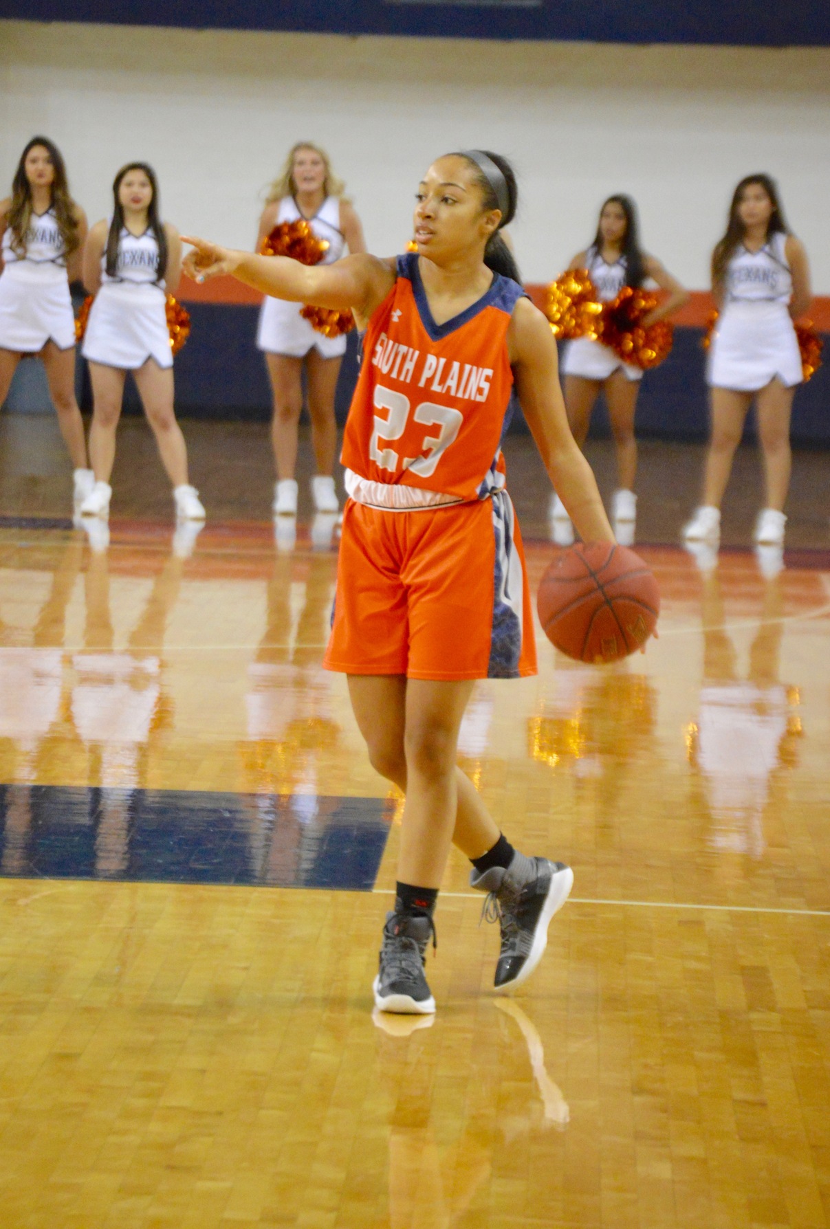 Lady Texans extend win streak to nine games, down West Texas Drive 64-59 Sunday at the Texan Dome