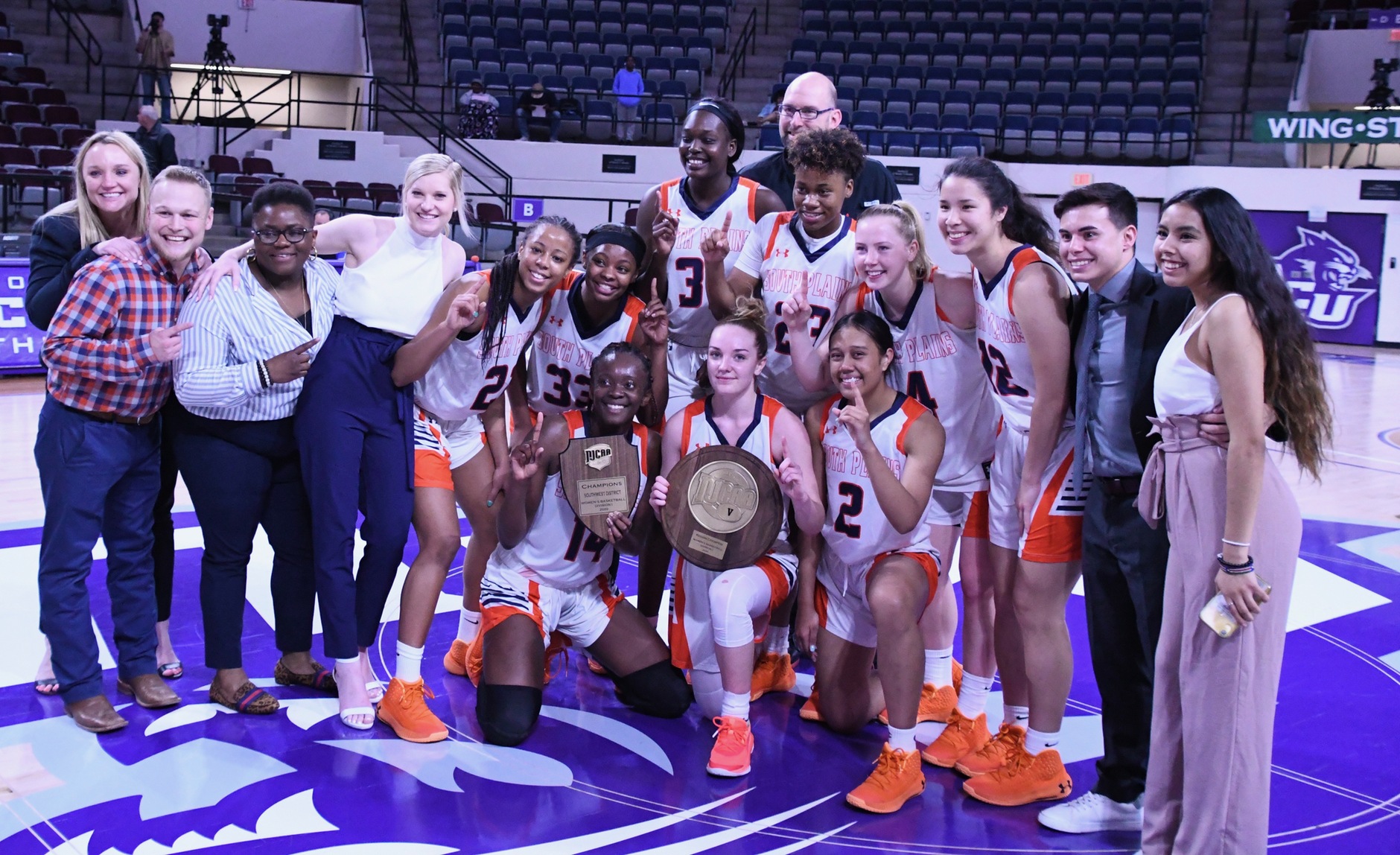Lady Texans clinch Region V title with 74-64 victory over Collin County Saturday