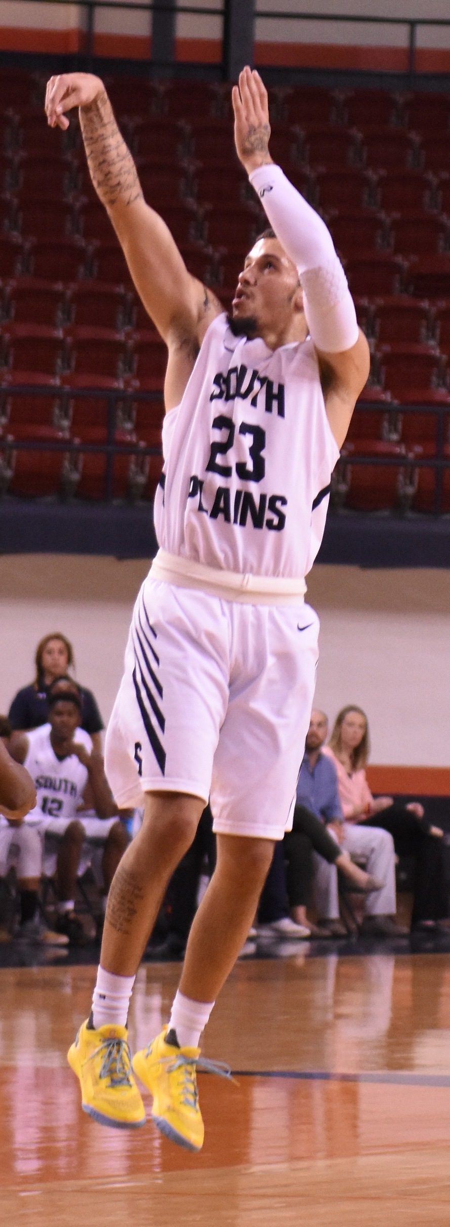 Brangers' career-high 38 points leads Texans past NMMI 108-69 Thursday night